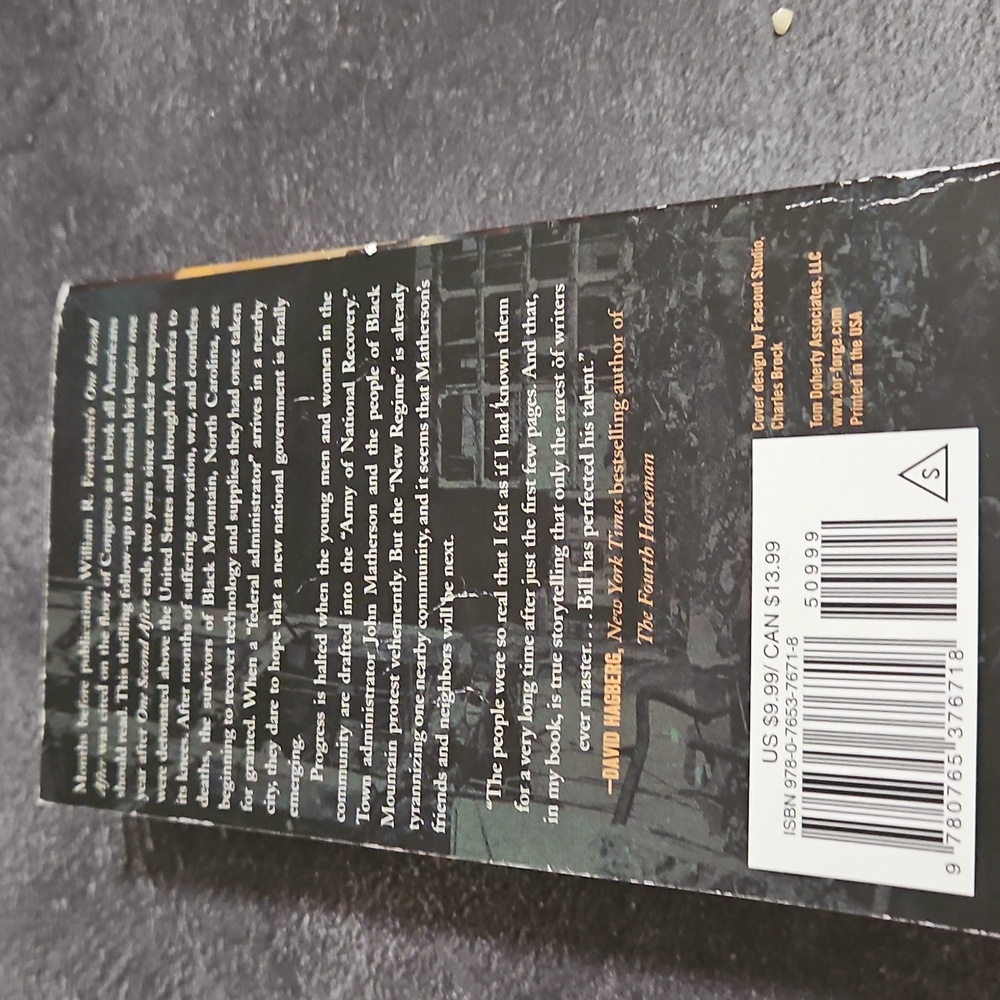 One Year After: A John Matherson Novel (A John Matherson Novel, 2) - Picture 2 of 2
